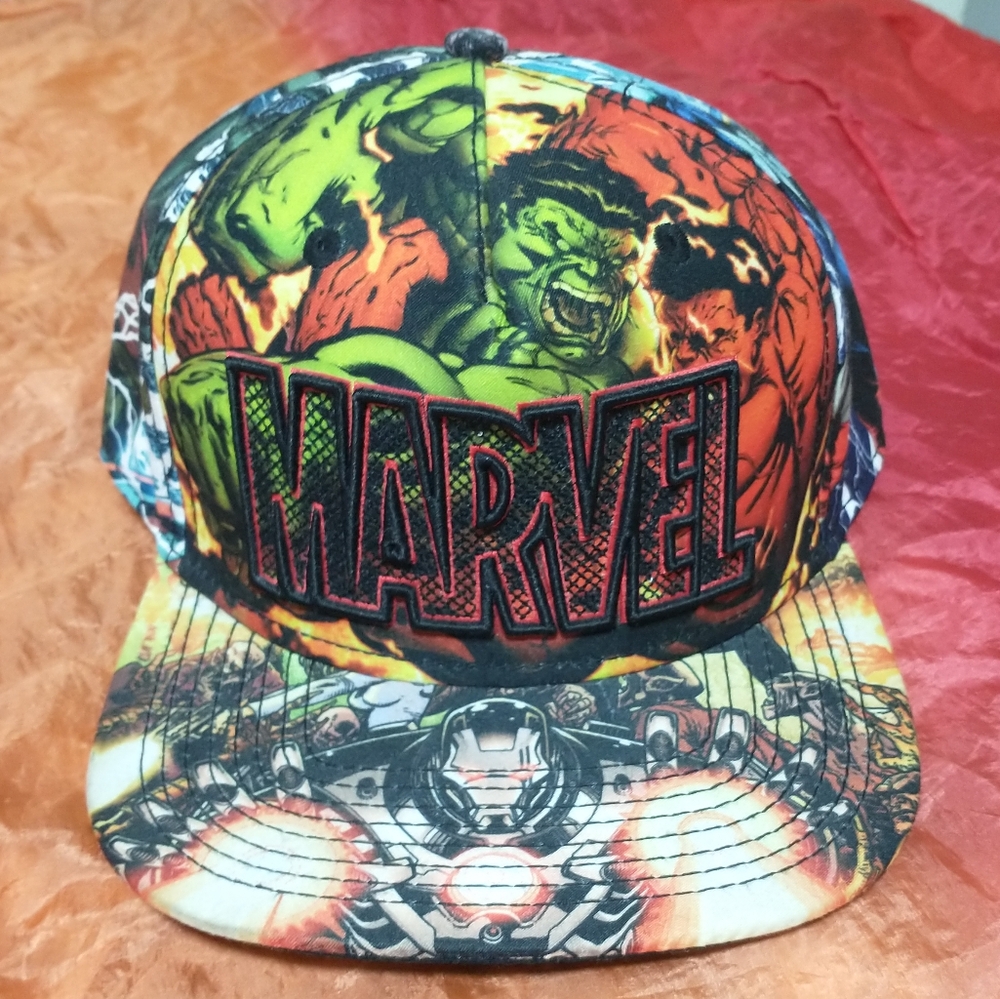 Marvel Avengers Graphic Cap